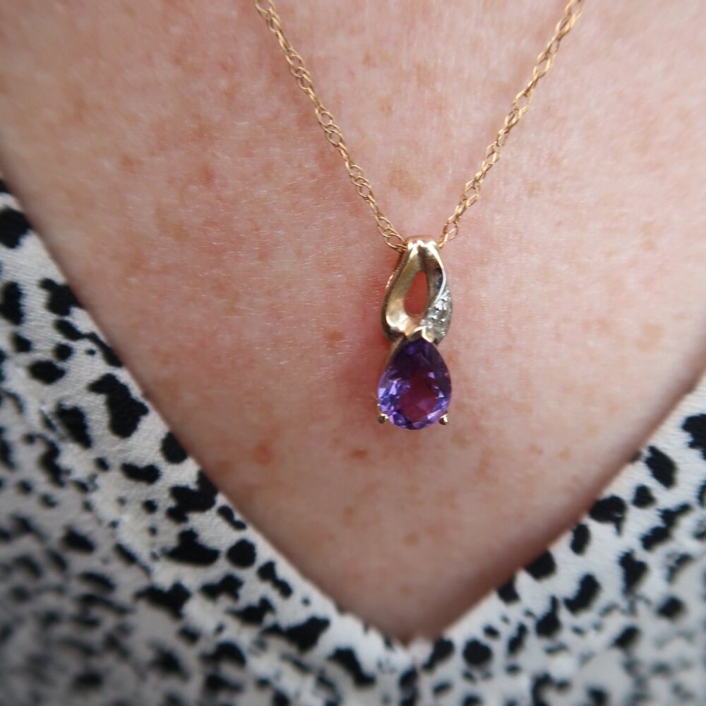 10k Gold Necklace with Amethyst Diamond Pendant
